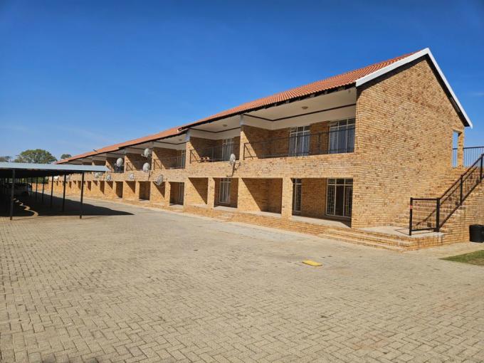 1 Bedroom Apartment to Rent in Oudorp - Property to rent - MR671022