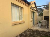 3 Bedroom 2 Bathroom Simplex for Sale for sale in Hoeveldpark