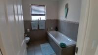 Bathroom 1 of property in Vredenburg