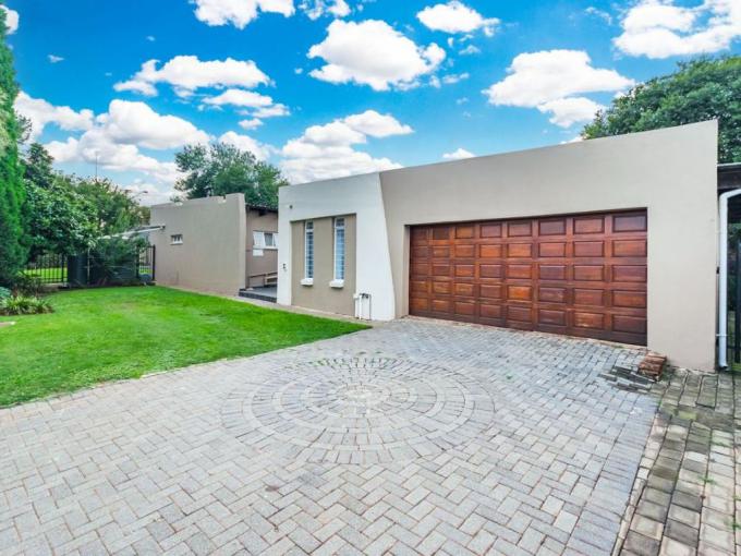 4 Bedroom House for Sale For Sale in Doringkloof - MR671373