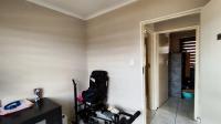 Bed Room 2 - 8 square meters of property in Delmore