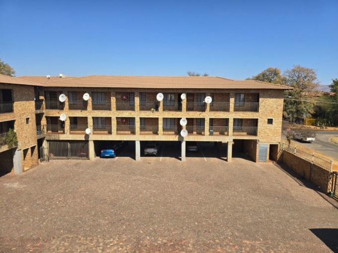 2 Bedroom Apartment for Sale For Sale in Rustenburg - MR671703