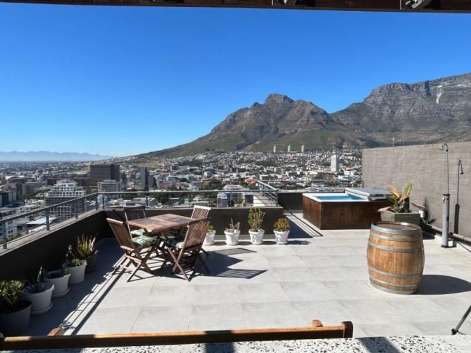 2 Bedroom Apartment for Sale For Sale in Bo-Kaap - MR671736