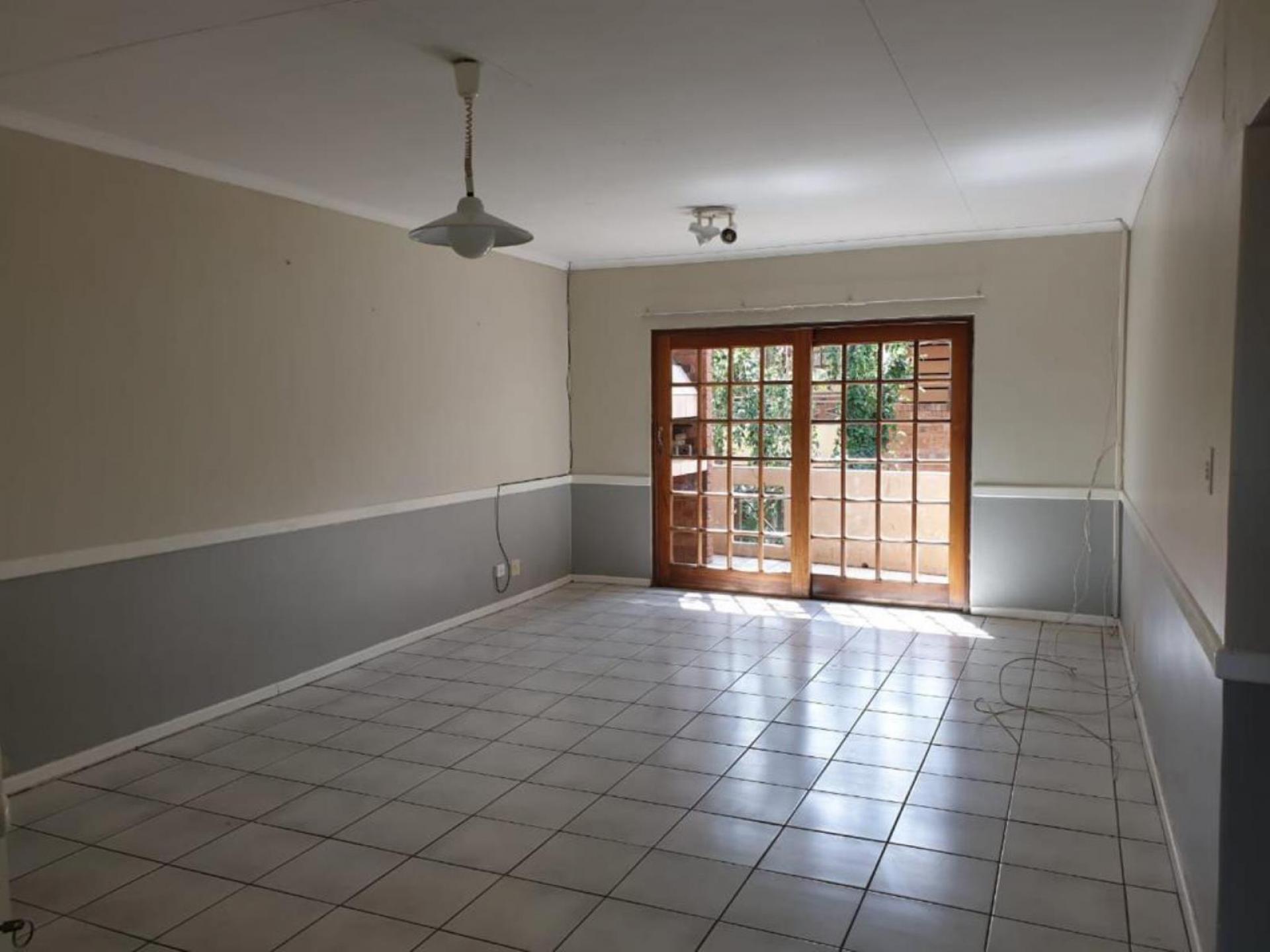  of property in Langenhoven Park