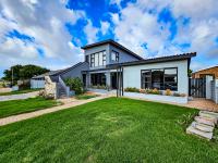  of property in Stilbaai (Still Bay)