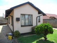 3 Bedroom 1 Bathroom House for Sale for sale in Protea Glen